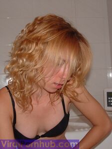 Hot Amatuer Stella Nudes