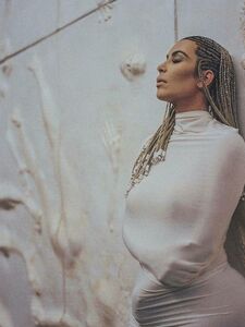 Kim Kardashian Nude Thong Magazine Photoshoot Set Leaked