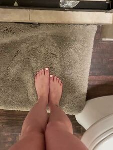 STPeach Nude Shower Feet Tease Fansly Set Leaked