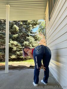 queen_egirl27 onlyfans album