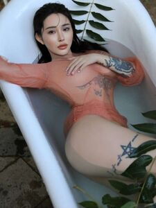 Hitomi Songyuxin Aka Syx_hitomi Nude Boobs And Big Booty Onlyfans Leaks Photos