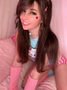 Belle Delphine Hello Kitty full pussy leaks