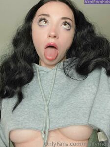 MollyMoonnn Onlyfans Latest Nude Photo Leaks