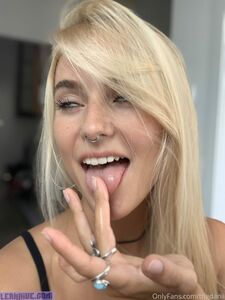 Dani Fae aka TheDanii exclusive onlyfans leaked nudes